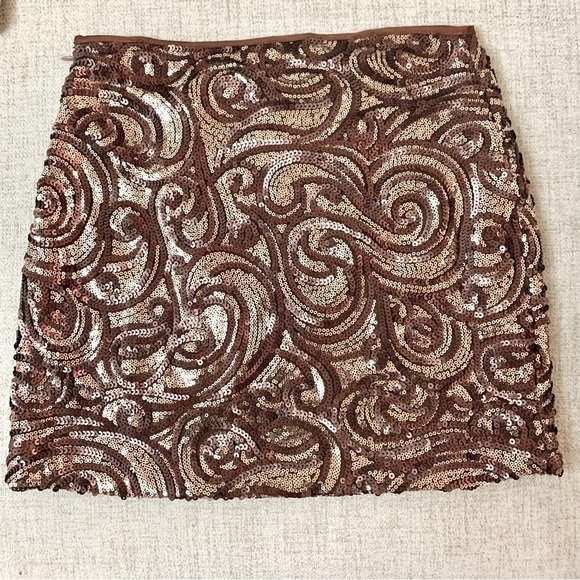 UO Chocolate Red Brown Sequin Swirl Fitted Mini Skirt - Picture 5 of 7